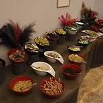 Isnova Airport Hotel 4*