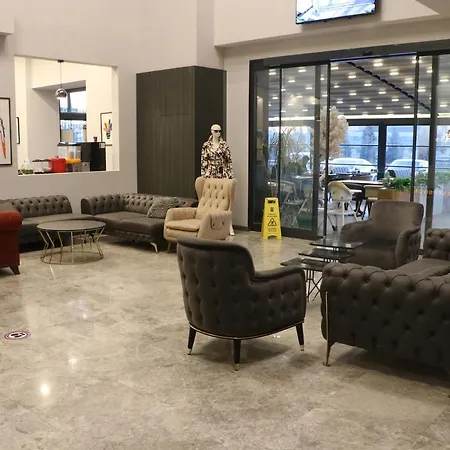 Isnova Airport Hotel 4*