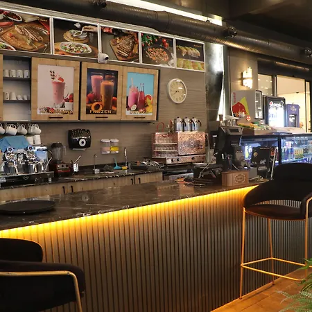 Hotell Isnova Airport