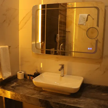 Isnova Airport Hotel Antalya