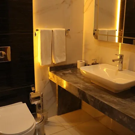 Isnova Airport アンタルヤ